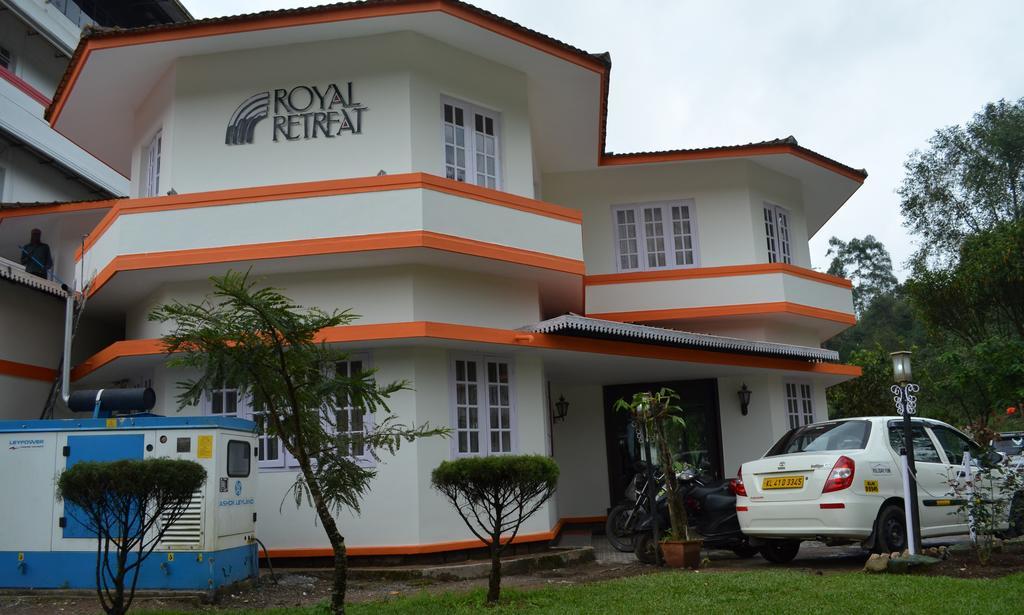 Hotel Royal Retreat à Munnar Extérieur photo