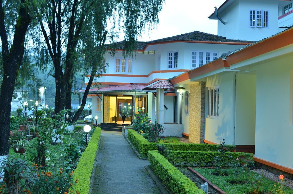 Hotel Royal Retreat à Munnar Extérieur photo